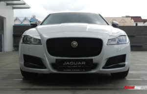 All New Jaguar XF Black Jack Diluncurkan Khusus Untuk Indonesia! All New Jaguar XF Black Jack Diluncurkan Khusus Untuk Indonesia!