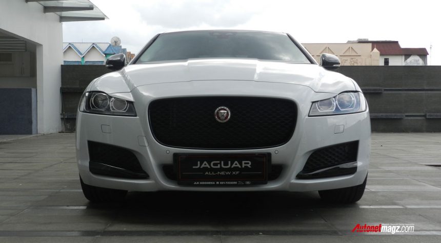 All New Jaguar XF Black Jack Diluncurkan Khusus Untuk Indonesia!