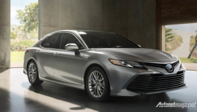 Toyota Camry 2018 : Beringas, Bertaji dan Berbeda Toyota Camry 2018 : Beringas, Bertaji dan Berbeda