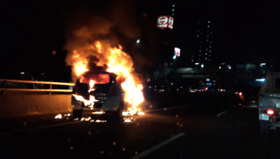 Chevrolet Spin Meledak dan Terbakar Habis di Tol, GM Langsung Investigasi! Chevrolet Spin Meledak dan Terbakar Habis di Tol, GM Langsung Investigasi!