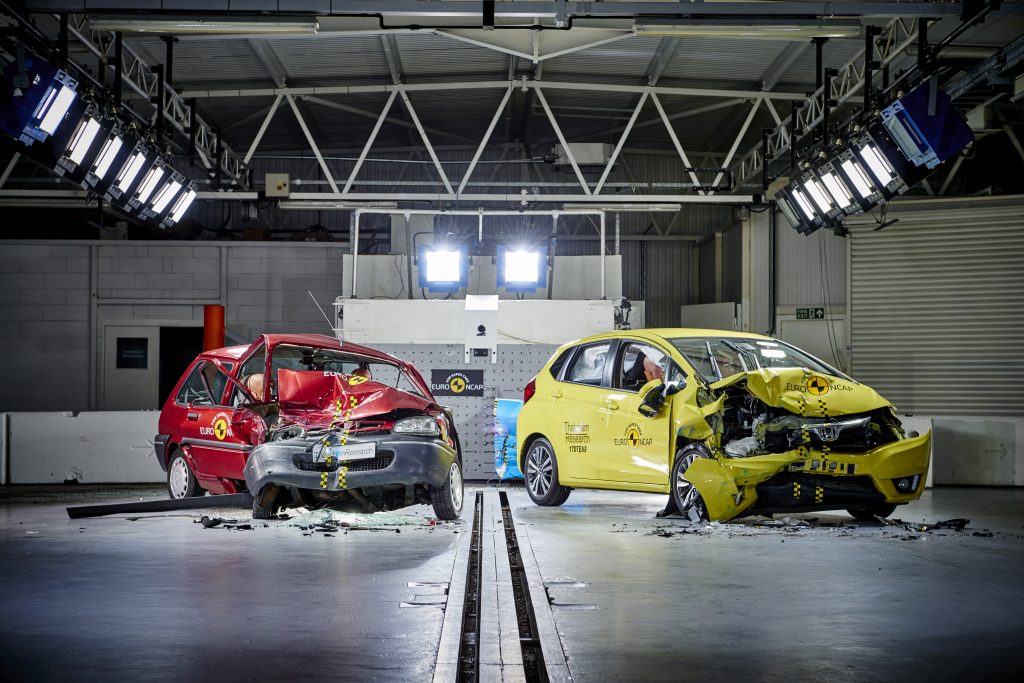 Berita, Euro-NCAP-20th-the-1997-Rover-100-a-current-Honda-Jazz-post-crash-test.-The-Rover-‘safety-cell’-is-severely-compromised-the-driver-compartment-of-the-Jazz-remains-intact-1024×683: Kiprah EURO NCAP dalam 20 Tahun