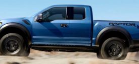 ford-f150-raptor-shipping-china-5
