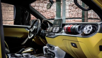 X-Class Banjir Pesanan, Mercedes-Benz Respon Calon Pembeli