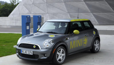 Karena Brexit, Mini Elektrik Akan Dibuat di Jerman Karena Brexit, Mini Elektrik Akan Dibuat di Jerman