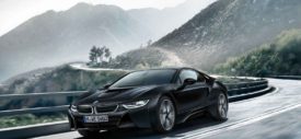 BMW-i8-Frozen-Black-Side