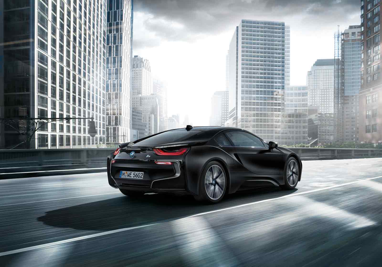 BMW, i8-Protonic-Frozen-Black: Baru! BMW i8 Frozen Black Special Edition, Siap Temani 5-Series Touring dan 4-Series LCI di Geneva