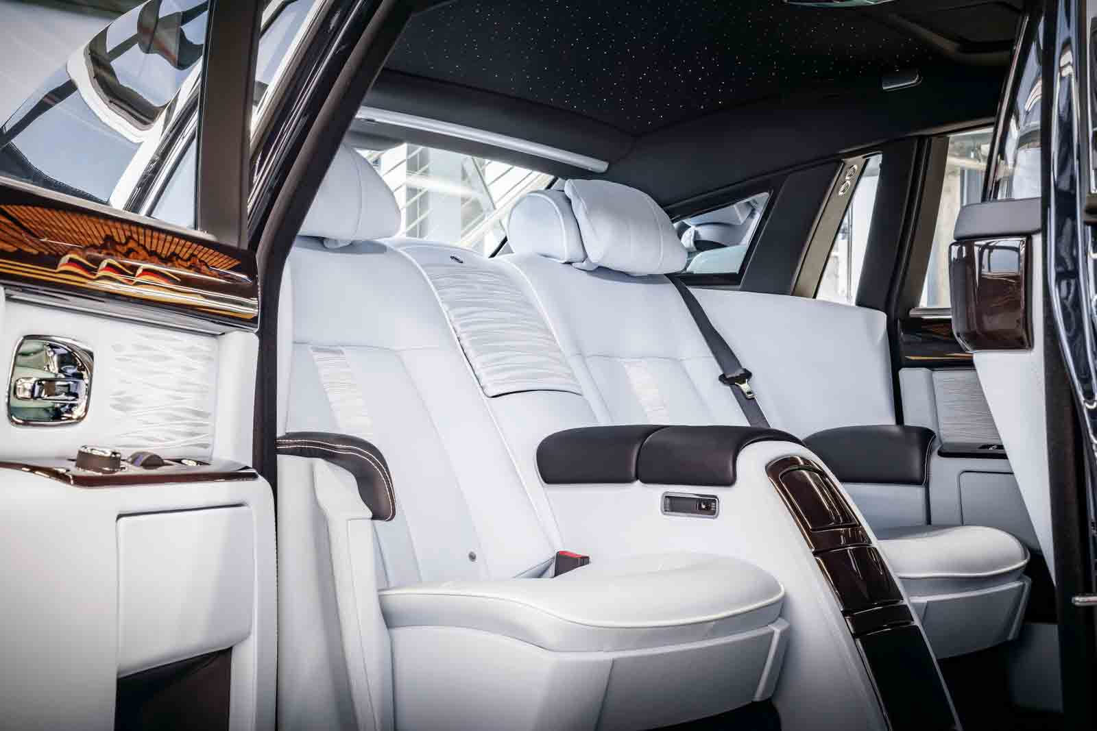 Mobil Baru, phantom-vii-cabin: Rolls-Royce Phantom Generasi VII, Edisi yang Terakhir