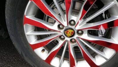 Ditilang Karena Mengemudi Porsche Macan, Kenapa Ya? Ditilang Karena Mengemudi Porsche Macan, Kenapa Ya?