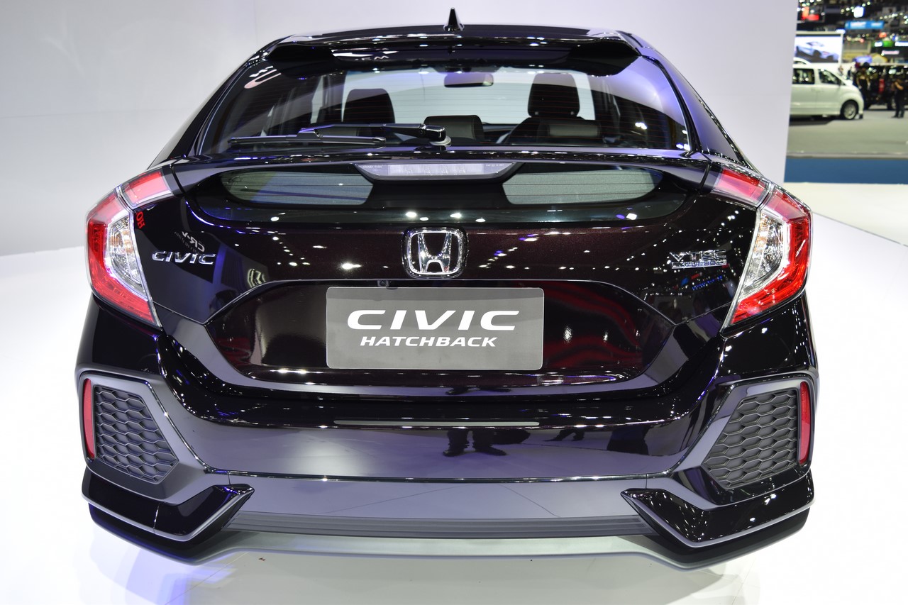 Mobil Baru, Honda-Civic-Hatchback-rear-at-the-BIMS-2017: Honda Civic Hatchback Modulo Hadir Pada Bangkok International Motor Show 2017