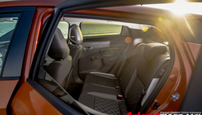 Hadir Di Inggris, Nissan March Naik Kelas Untuk Melawan Fiesta dan Jazz