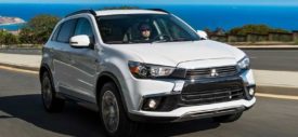 Mitsubishi Tunda Model Baru Outlander Demi Nissan