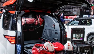 Discovery Rescue Vehicle : Ketika Drone Bertengger di Atap Discovery Rescue Vehicle : Ketika Drone Bertengger di Atap