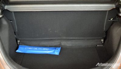 First Impression Review Honda WR-V 2017 India First Impression Review Honda WR-V 2017 India