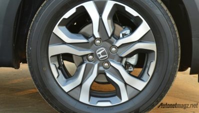 First Impression Review Honda WR-V 2017 India First Impression Review Honda WR-V 2017 India