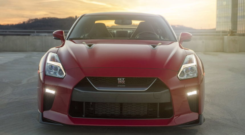 Nissan Masih Galau Dengan Suksesor GT-R, Antara EV atau Hybrid Nissan Masih Galau Dengan Suksesor GT-R, Antara EV atau Hybrid