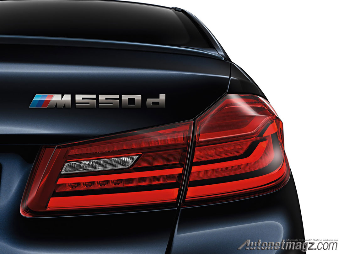 BMW, BMW-M550d-AutonetMagz-Badge: BMW M550d : 4 Turbo dalam Mesin 3000 cc !
