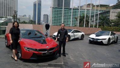 Satu-satunya BMW i8 Protonic Red Edition Di Indonesia Akhirnya Diserah Terimakan Ke Pembelinya! Satu-satunya BMW i8 Protonic Red Edition Di Indonesia Akhirnya Diserah Terimakan Ke Pembelinya!