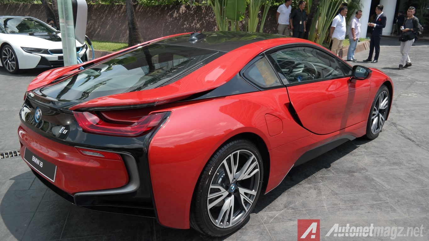 BMW i8 Laser Light Pertama Di Indonesia - AutonetMagz