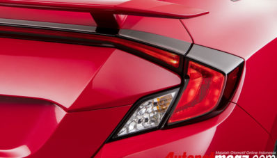 Honda Civic Si Telah Hadir dengan Tenaga 205 hp! Honda Civic Si Telah Hadir dengan Tenaga 205 hp!