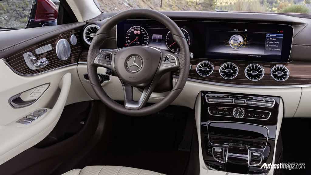 Mercedes-Benz-E-Class_Coupe-2017-interior