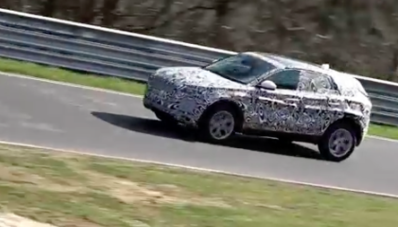 Jaguar E-Pace Melakukan Tes di Nurburgring, Tampak Menjanjikan