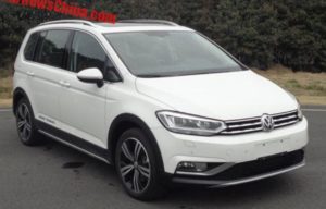 VW Touran Versi Crossover Muncul di China