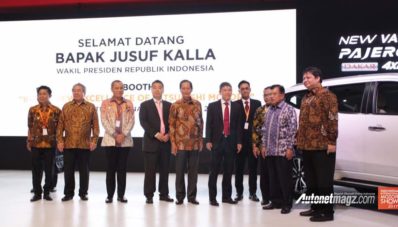 IIMS 2017 : Pajero Sport Dakar Ultimate CKD Tampil dengan Segudang Fitur! IIMS 2017 : Pajero Sport Dakar Ultimate CKD Tampil dengan Segudang Fitur!