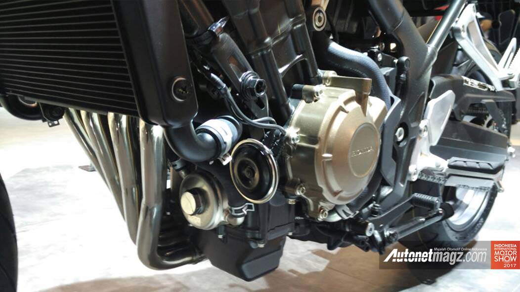 Berita, crankcase Honda CB650F di IIMS 2017: IIMS 2017 : Honda Perkenalkan Skutik Premium SH150i, Classy Model dan Harganya