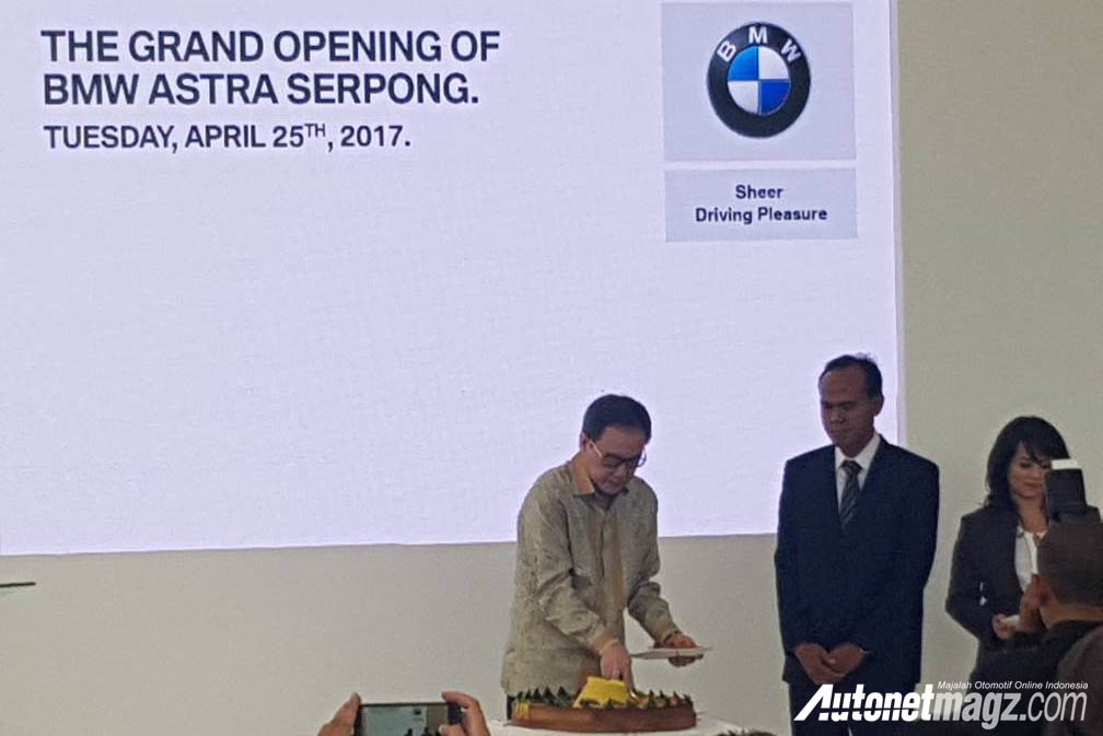 Berita, peresmian BMW Serpong oleh BMW Group Indonesia dan BMW Astra: BMW Resmi Buka Dealer di Serpong, Lengkap Dengan BMW i Corner