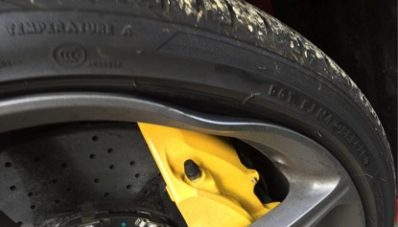 Menuntut Jalan Rusak, Dapat Ganti Rugi 167 Juta Rupiah! Menuntut Jalan Rusak, Dapat Ganti Rugi 167 Juta Rupiah!