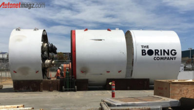 Sekilas Tentang Tesla : Nggak Cuma Mobil Doang!