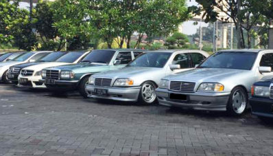 Komunitas C-Class Family : Melepas Penat Bersama Keluarga Komunitas C-Class Family : Melepas Penat Bersama Keluarga