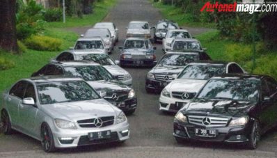Komunitas C-Class Family : Melepas Penat Bersama Keluarga Komunitas C-Class Family : Melepas Penat Bersama Keluarga