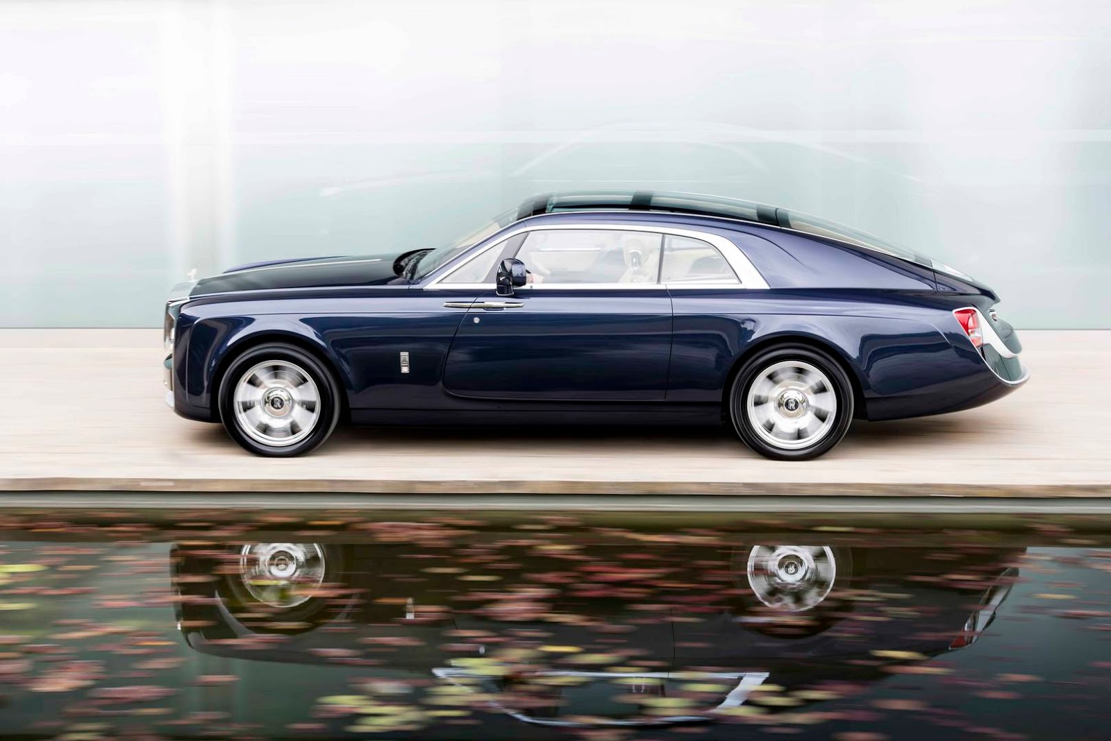 Rolls-Royce, Rolls-Royce TorpedoPhoto: James Lipman / jameslipman.com: Rolls-Royce Sweptail: Cita Rasa Tinggi Customer Elite
