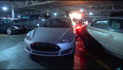 Apa yang Akan Terjadi Apabila Mobil Tesla Anda Low-Batt? Apa yang Akan Terjadi Apabila Mobil Tesla Anda Low-Batt?