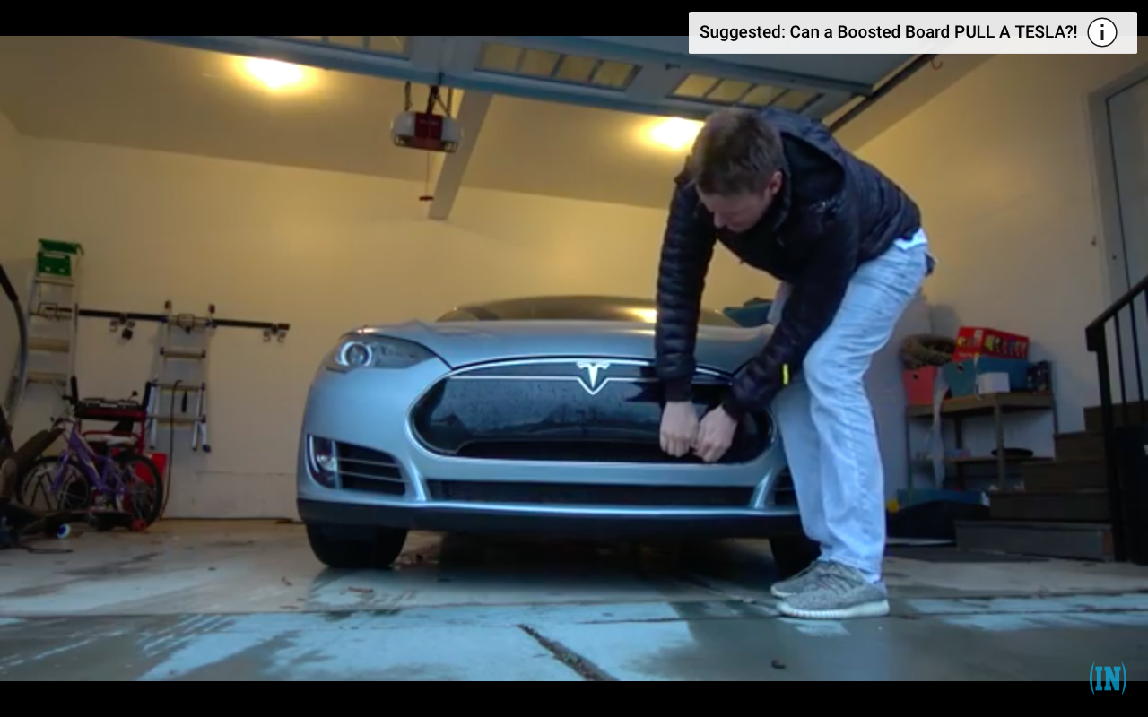 Berita, Screen Shot 2017-05-19 at 3.09.53 PM: Apa yang Akan Terjadi Apabila Mobil Tesla Anda Low-Batt?