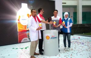 Pelumas Khusus Skutik, Shell Advance 4T AX5 Scooter 10W-30 Diluncurkan Pelumas Khusus Skutik, Shell Advance 4T AX5 Scooter 10W-30 Diluncurkan