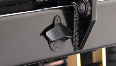 Restomod Toyota FJ40 Land Cruiser : Cita Rasa Tinggi Penggemar Offroad Restomod Toyota FJ40 Land Cruiser : Cita Rasa Tinggi Penggemar Offroad