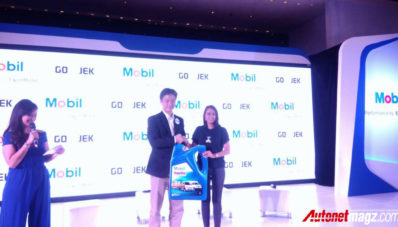 Mobil Lubricants Meluncurkan Mobil SuperBox Mobil Lubricants Meluncurkan Mobil SuperBox
