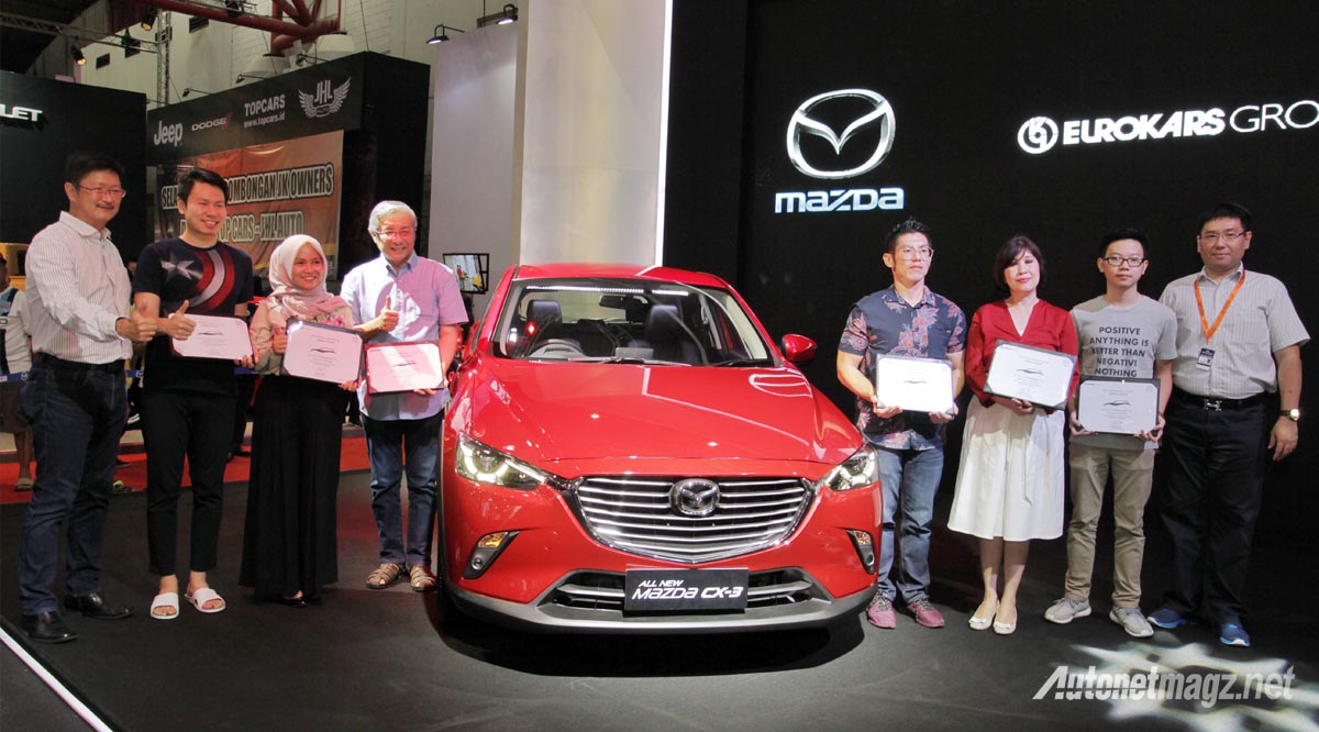 Mazda, penyerahan resmi mazda cx-3 kepada konsumen indonesia: Mazda CX-3 Resmi Diserahkan Kepada Pemiliknya di IIMS 2017