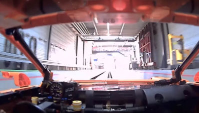 Apa Jadinya Jika Mobil Mainan LEGO Dites Tabrak? Apa Jadinya Jika Mobil Mainan LEGO Dites Tabrak?