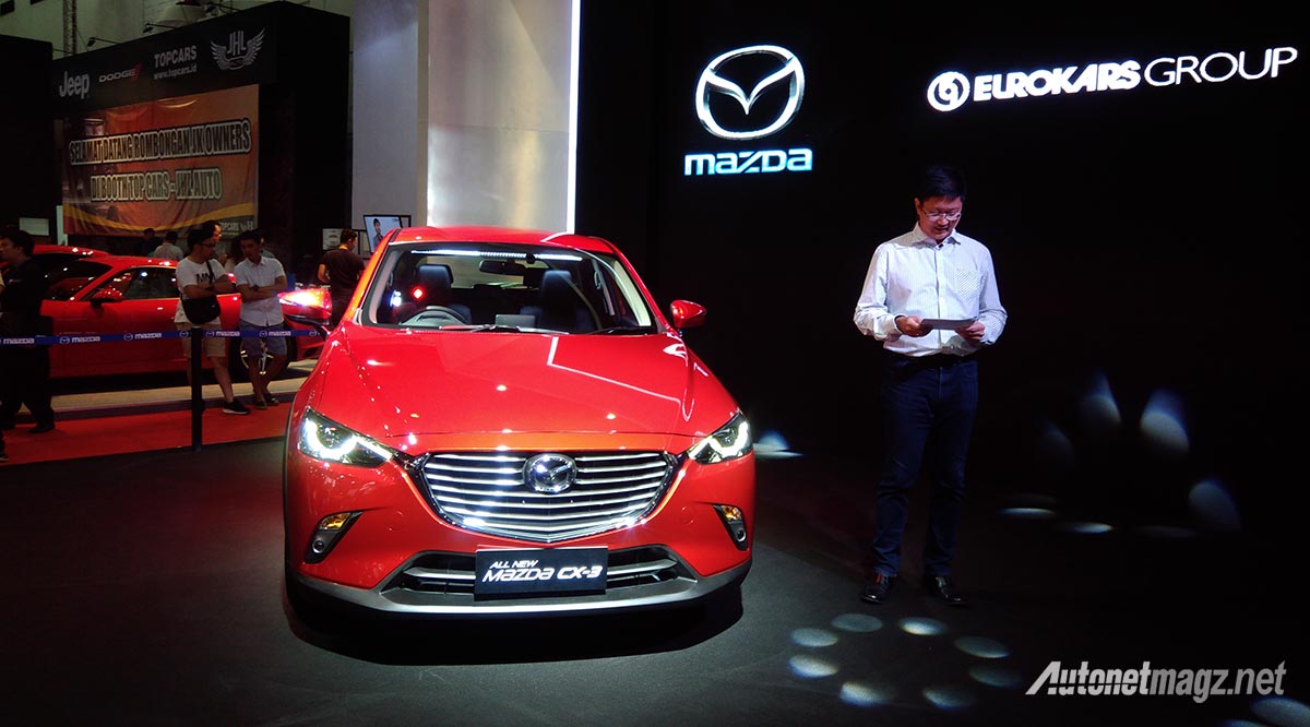 Mazda, seremonial handover mazda cx-3 kepada konsumen indonesia: Mazda CX-3 Resmi Diserahkan Kepada Pemiliknya di IIMS 2017
