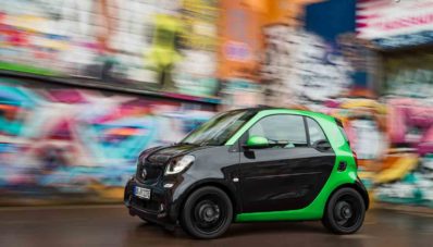 All-Electric Smart Terbaru Dirilis di Inggris, Bisa Berjalan 100 mil All-Electric Smart Terbaru Dirilis di Inggris, Bisa Berjalan 100 mil