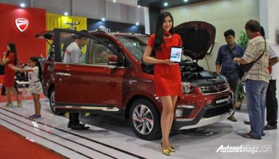 Wuling Ajak Calon Konsumen Test Drive Confero S di Jakarta Fair 2017 Wuling Ajak Calon Konsumen Test Drive Confero S di Jakarta Fair 2017