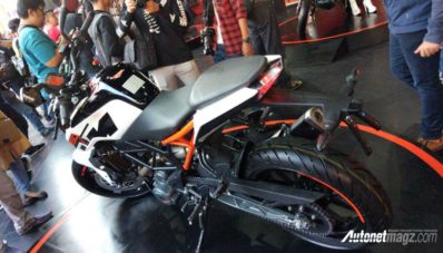 KTM Indonesia Resmi Rilis KTM Duke 250 dan Duke 390 Terbaru KTM Indonesia Resmi Rilis KTM Duke 250 dan Duke 390 Terbaru
