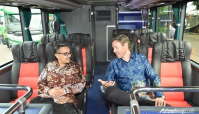 Antisipasi Arus Mudik, Lorena – Karina Luncurkan 12 Bus Double Deck Mercedes-Benz Antisipasi Arus Mudik, Lorena – Karina Luncurkan 12 Bus Double Deck Mercedes-Benz