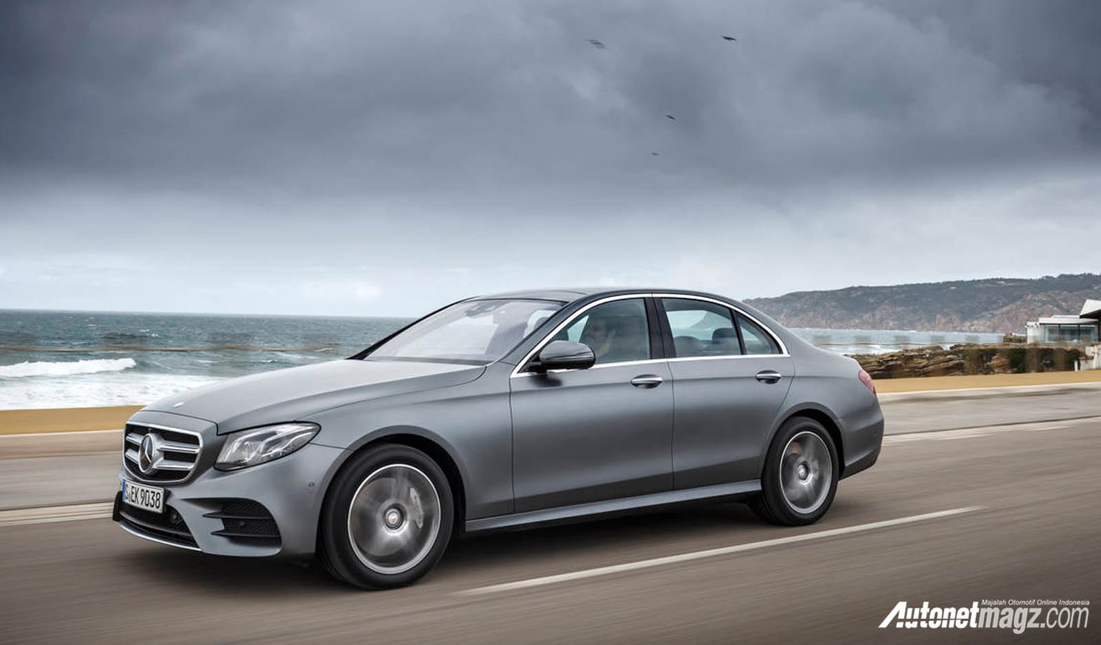Berita, Mercedes E class hybrid: Sedan Hybrid Mercedes Benz Akan Menyapa Publik Tahun Ini