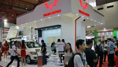 Wuling Ajak Calon Konsumen Test Drive Confero S di Jakarta Fair 2017 Wuling Ajak Calon Konsumen Test Drive Confero S di Jakarta Fair 2017