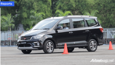 Wuling Ajak Calon Konsumen Test Drive Confero S di Jakarta Fair 2017 Wuling Ajak Calon Konsumen Test Drive Confero S di Jakarta Fair 2017