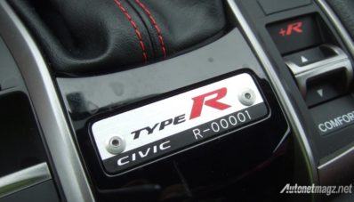 Unit Pertama Honda Civic Type R FK8 Laku Dilelang 2,7 M Rupiah!